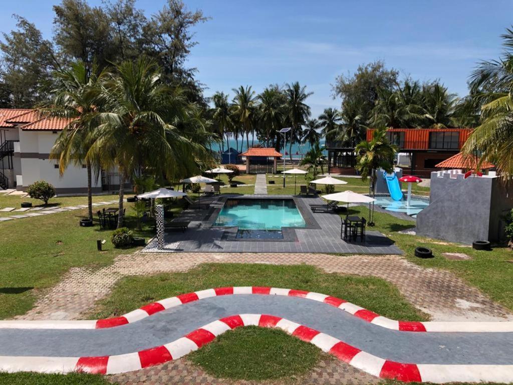 Tunas Resort Port Dickson Exteriör bild